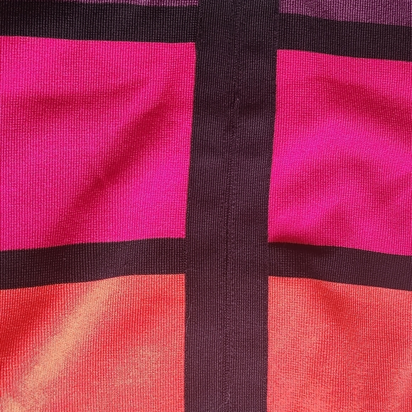 Eye-catching summer Express halter dress  Size M.  New with tags - Picture 4 of 4